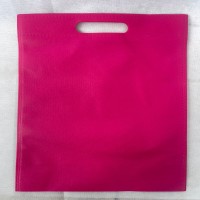 magenta / 