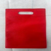 merah / 